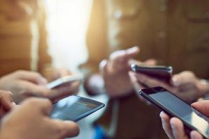 [互聯(lián)網(wǎng)圈內(nèi)大佬們都是怎么賺錢(qián)的]深度揭秘：互聯(lián)網(wǎng)圈內(nèi)大佬們都是怎么賺錢(qián)的？