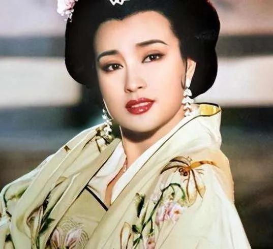 劉曉慶簡(jiǎn)歷個(gè)人資料劉曉慶的個(gè)人資料簡(jiǎn)介插圖1