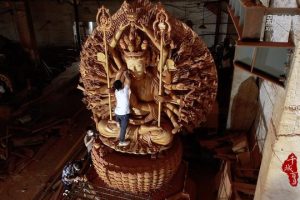 名人雕刻世界雕刻家名人