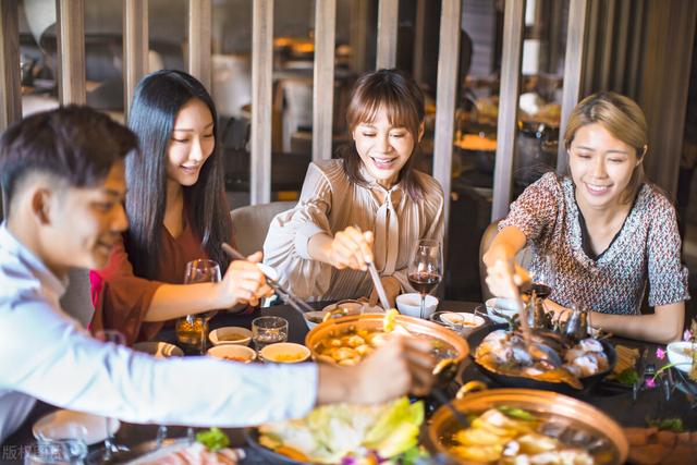 小成本適合女孩子開的店小成本適合女孩子開的店在鄉(xiāng)鎮(zhèn)插圖2