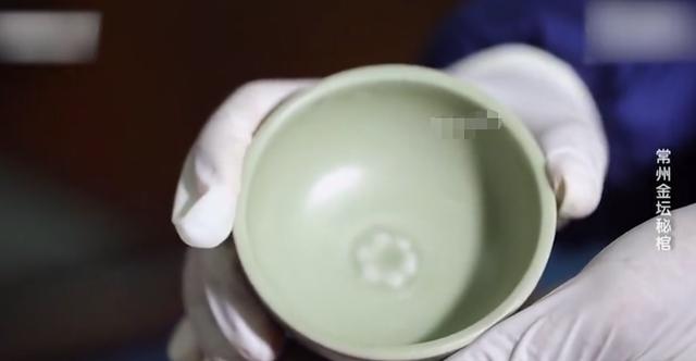 三星堆女尸有復(fù)原圖三星堆挖出不該出現(xiàn)的物品插圖3